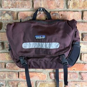 Patagonia messenger bag